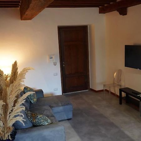 Loft Moderno Ubicato Nel Centro Storico Di Lucca Apartman Kültér fotó